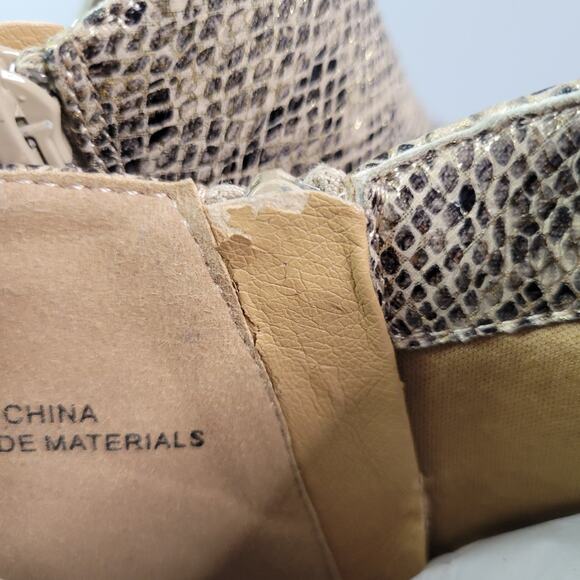 Corky's Boutique Port Womens Booties Size 8 Snakeskin Embossed Gold Side Zip - Picture 10 of 11